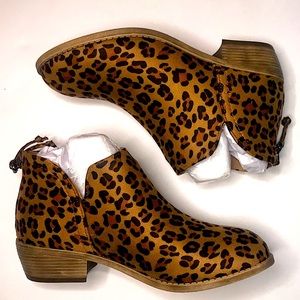 Brinley Co. Leopard Print Faux Suede Ankle Booties Size 6